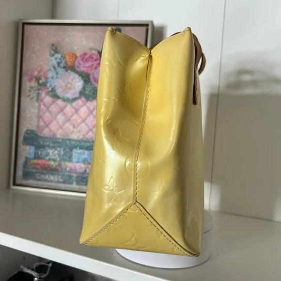 🔥🔥Louis Vuitton Cream Monogram Vernis Tote - Picture 9 of 12
